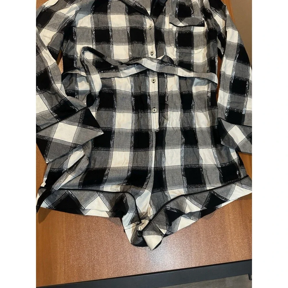 VICTORIAS SECRET Plaid Sleep Romper Pajamas Black White Winter Cozy Cute Sz M